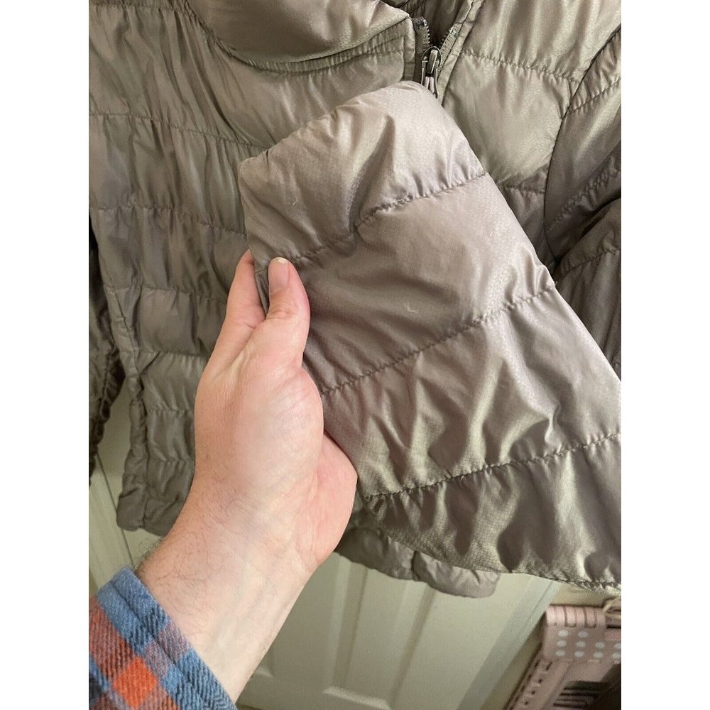 Athleta Womens Small Puffer Coat Beige Gold Goose Down Zip Pockets Snap Quilted - Picture 6 of 14